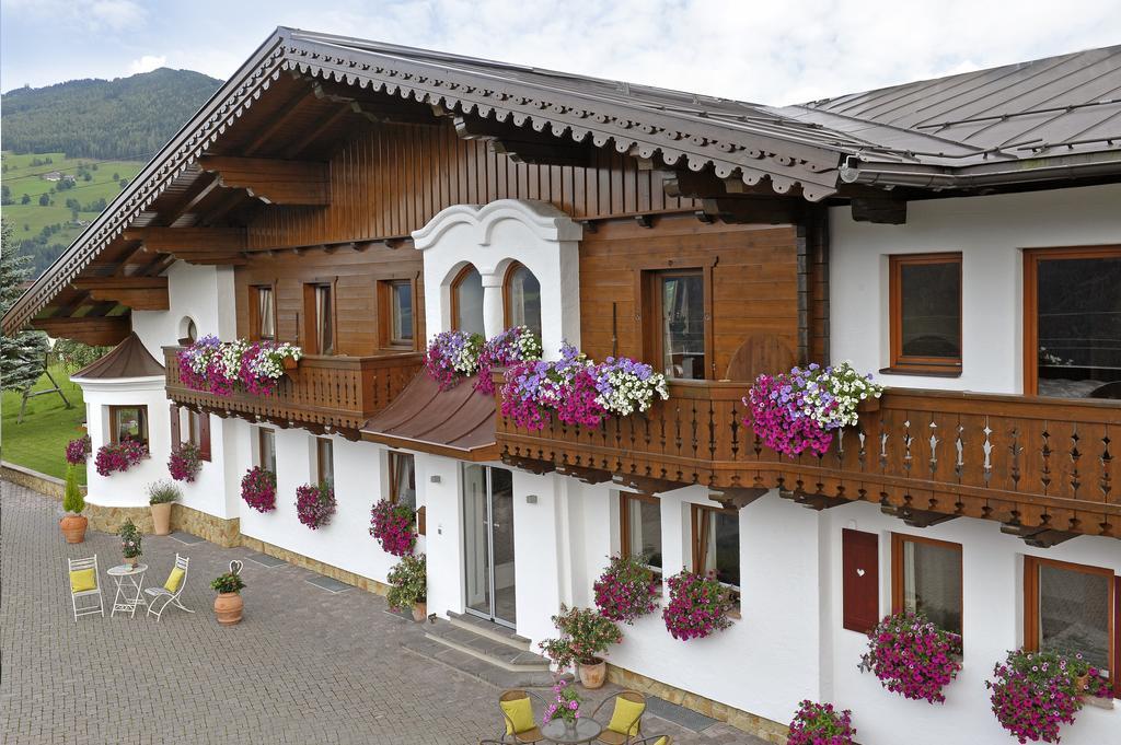 Landhaus Trinker Шладминг Экстерьер фото